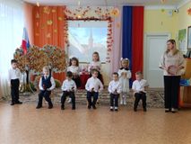 Исполнение песни. Старшая группа
