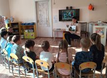 старшая гр знакомство с красной книгой