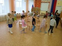 птички в гнездышках. средняя группа
