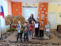 Команда музыки со своим призом