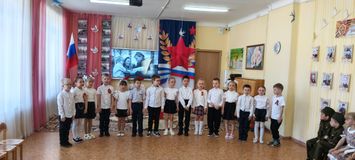 Исполнение песни Мир. Старшая группа